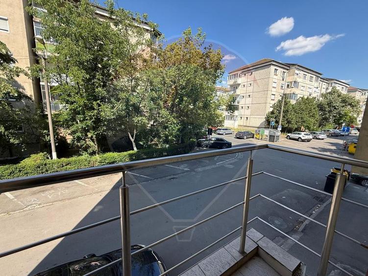 De Vânzare Apartament cu 2 camere,53 mp, etaj 1, Bloc Nou- Rogerius