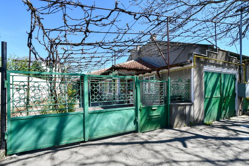 KM 5 casa 4 camere 79mp+garaj-teren 260mp