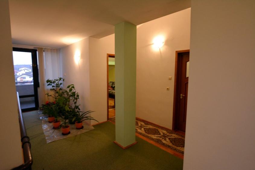 Vila Gavana P + 2E - complet mobilata.