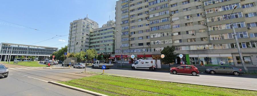 Zona Pantelimon 187 mp vitrina 9 m trafic intens