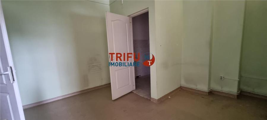 Spatiu comercial 270 mp de inchiriat Cetate pretabil clinica medicala