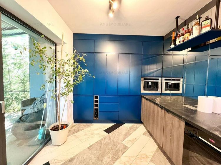 PENTHOUSE SUPERB/ MOBILAT LUX/ TERASA/ CURTE PROPRIE/ 3 LOCURI PARCARE