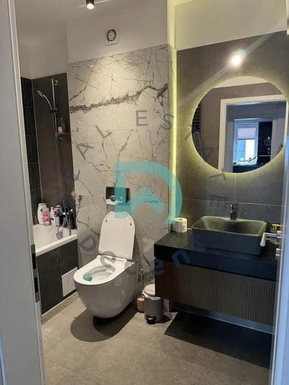 Apartament 3 camere, Coresi, Tractorul