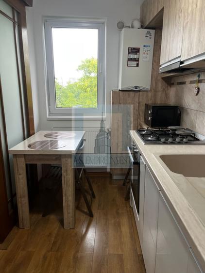 Apartament 2 camere/ zona Rulmentul