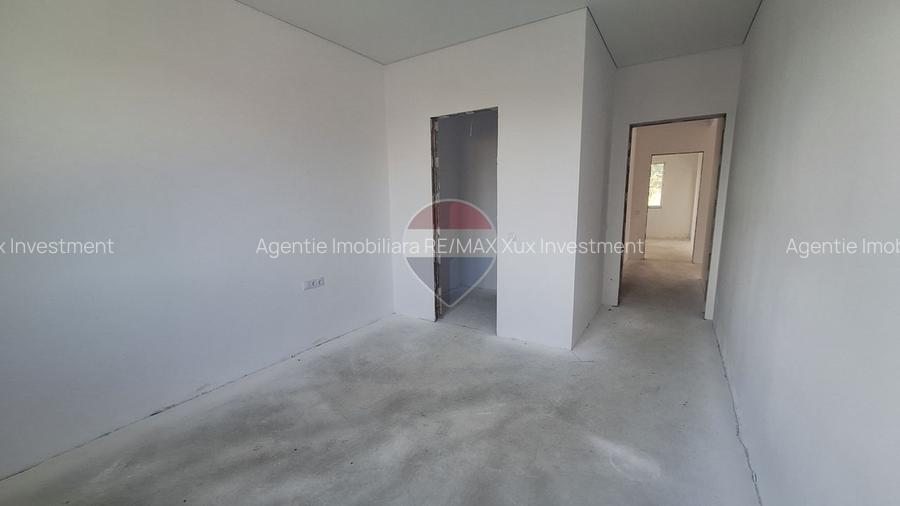 Casă / Vilă cu 3 camere de vânzare - 14