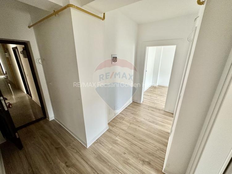 Apartament cu 3 camere Comisia Centrala - 10