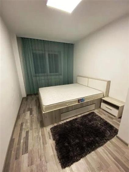 Inchiriem Apartament 3 Camere, Mobilat, Open Space, Tractorul