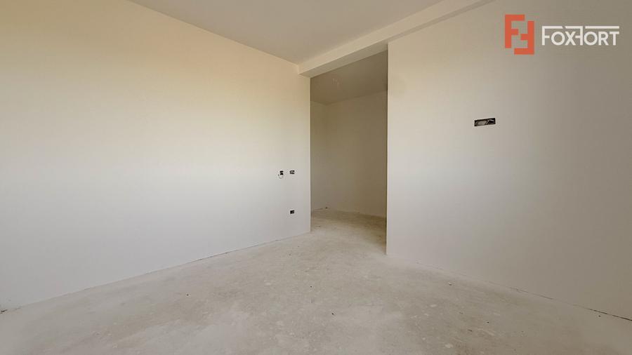 Duplex 5 camere cu toate utilitatile - Mosnita Noua