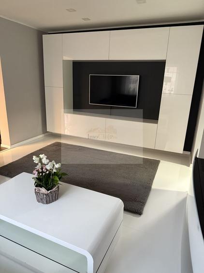 Apartament 3 camere | Pet Friendly| Etaj intermediar | Parcare |