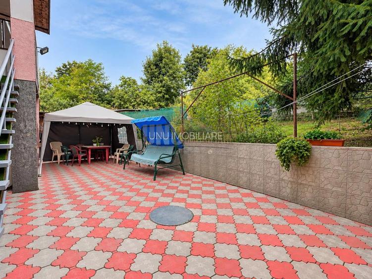 Vilă D+P+M de vânzare Bucium Iași – 186 mp utili, garaj, 2 bucătării, teren 300 mp – 176.000 €
