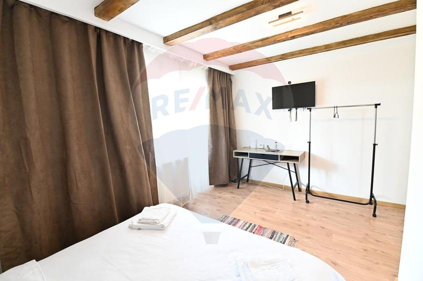 Pensiune premium Ranca-8 dormitoare cu bai proprii-afacere functionala