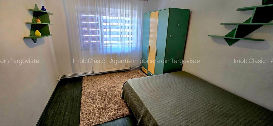 Vanzare apartament 4 camere , micro 3 Targoviste
