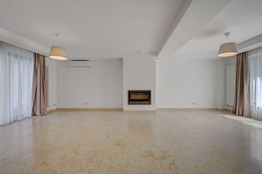 INDIVIDUAL Villa, 4 rooms, 255sqm, Oxford Gardens Pipera!