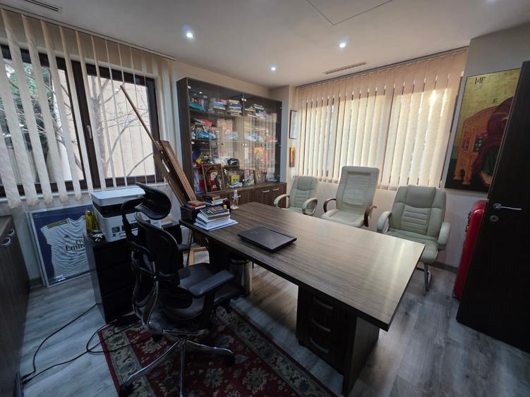 Timpuri Noi, 10 minute metrou, pe Cuza Voda, vila exclusivista P+1+M, lux,