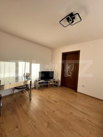 Apartament 3 camere, 45.37 mp, zona Micro 3 - 7