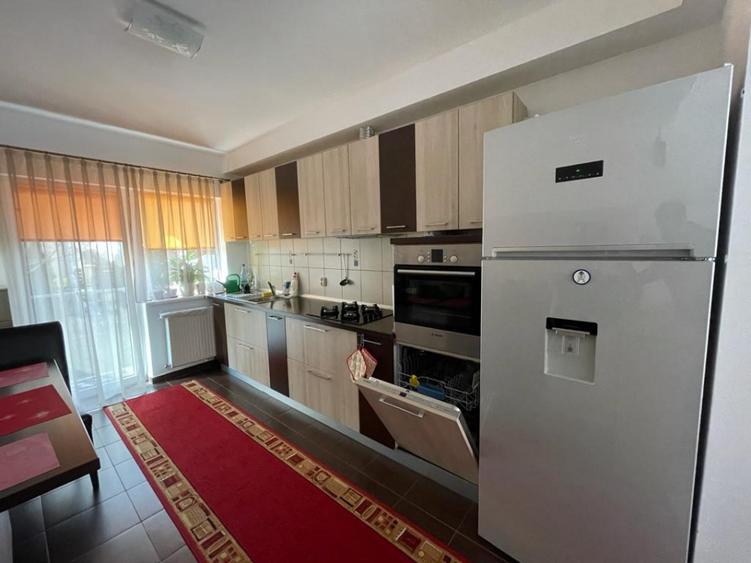 Duplex de inchiriat 120mp garaj str. Sub Cetate Floresti