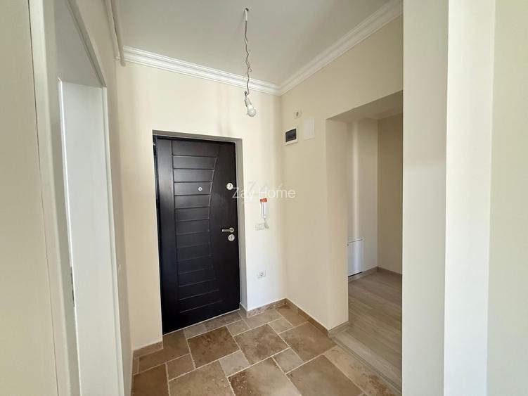 Locatie excelenta. Spatios 60 mp. Dressing. Asfalt. Loc de parcare.