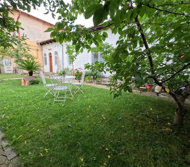 Casă Renovată cu Grădină | 227 mp | 3 Terase | 3 Dormitoare | Milcov - 59