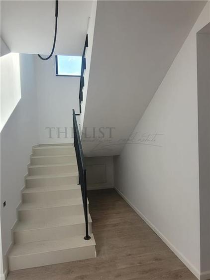 De Vanzare | Vila cu 5 camere | Tunari