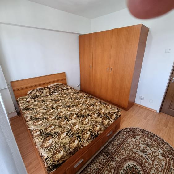 UNIVERSITATE, BLOC 1980, APARTAMENT 2 CAMERE DECOMANDATE, LANGA METROU