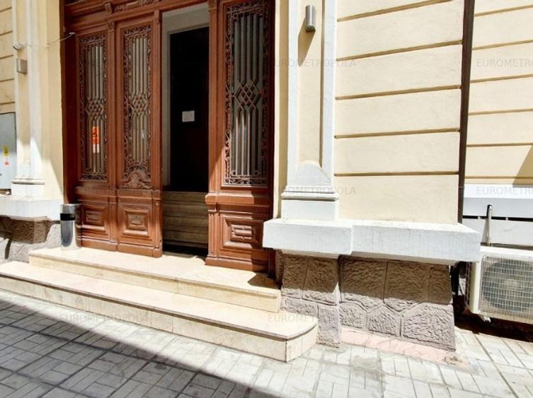 Romana, Rosetti, casa S+P+1+M, 732mp, 14 camere, 1.600.000Euro