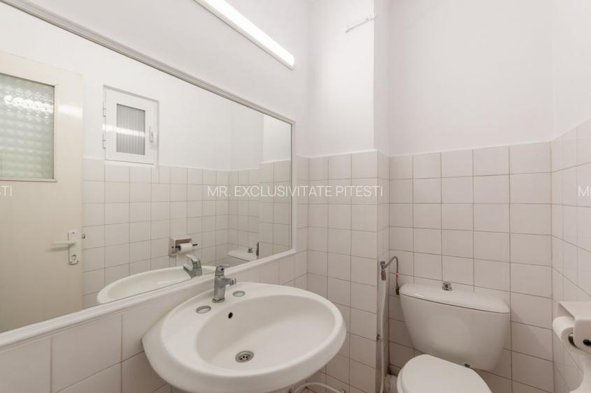 Apartament 3 camere - decomandat - 3 balcoane, etaj 3 cu lift, bloc 1991 - 23