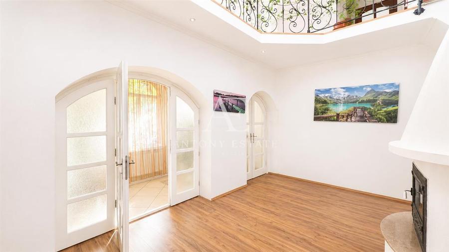 Antony Estate | Ciorogariu Residence, Ultracentral, Roman Ciorogariu, Oradea