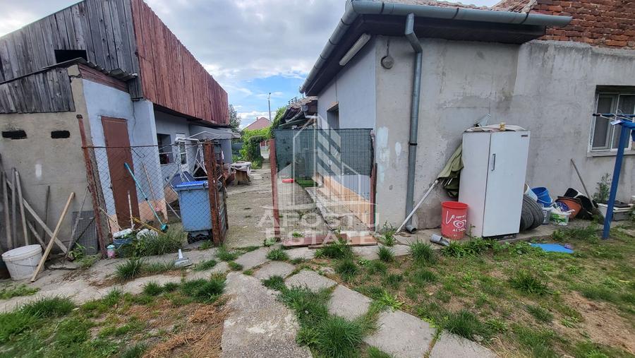 Casa individuala 3camere si teren de 1487 mp Bogdanestilor