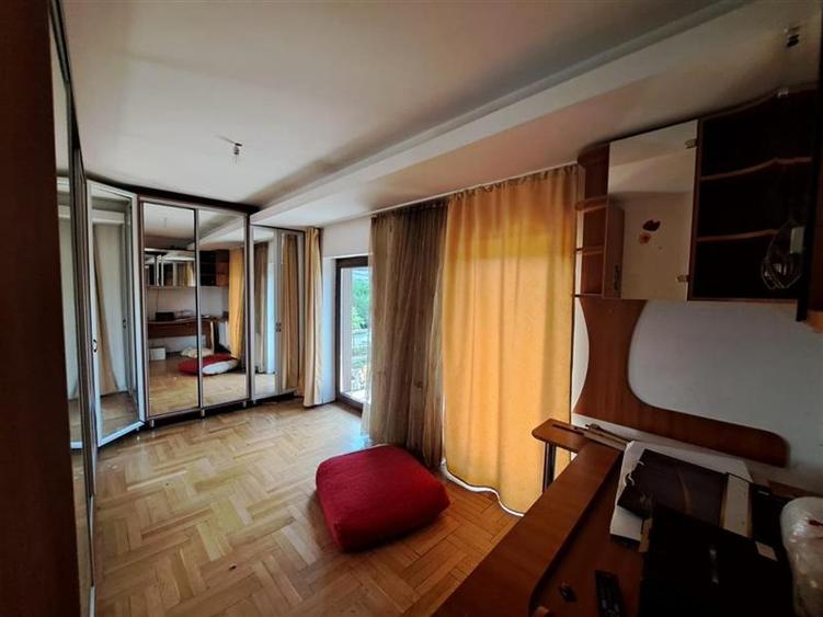 Casa individuala, 300 mp utili, situata in cartierul Europa!