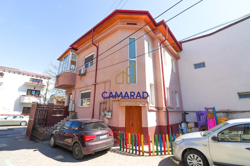 Casă de vânzare cu 5 camere - Piața Iancului/Muncii