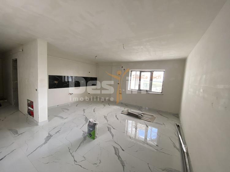 Oportunitate unica Apartament cu 2 sau 3camere in zona Pietricica