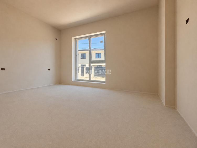 Casă Individuală Modernă, 4 Dormitoare,Mansarda Finisata - 13