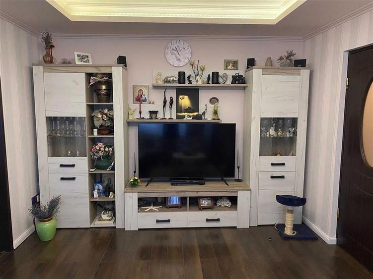 Etaj intermediar Apartament 3 camere Mircea cel Batran