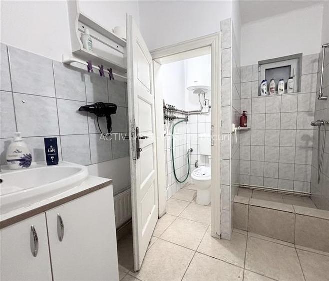 Casa in Nufarul - teren 400 mp - front stradal 12 m - 5
