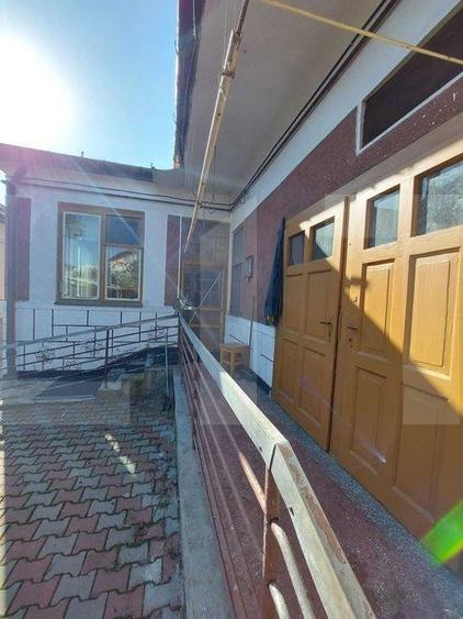 Casa 154 mp, teren 258 mp, zona strazii Bucuresti