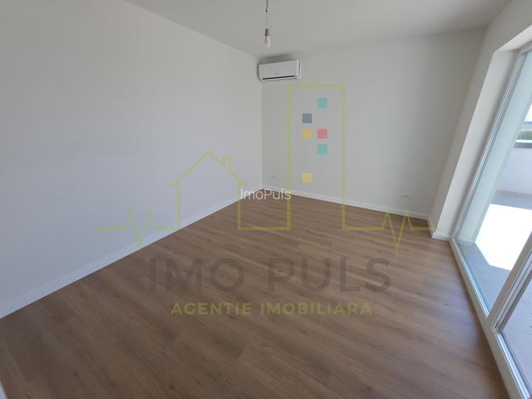 Pethouse. Comision 0 %. 3 Camere. Bloc nou. Parcare inclusa.Terase 38 mp. Lift - 2