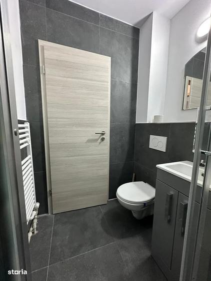 Apartament MODERN, PRIMA INCHIRIERE, cu 3 camere, zona Podu de Piatra