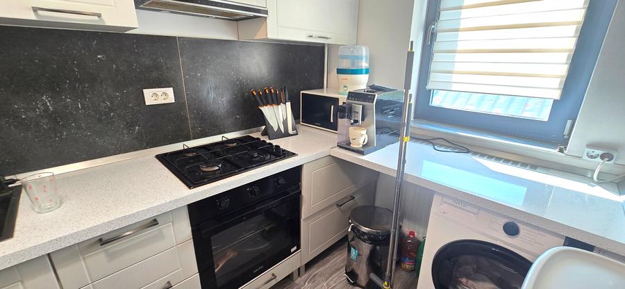 Etaj 2 - Apartament 2 camere decomandat, mobilat, utilat, INTABULAT