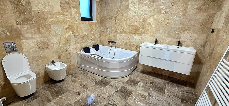 Casă pe un nivel, 4 camere, compartimentare decomandată, zonă liniștită - 5