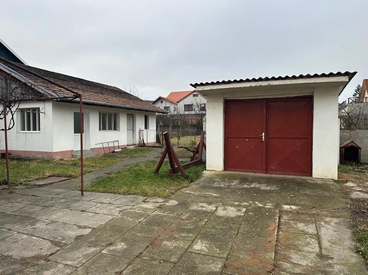 Casa 2 camere singur in curte - teren 900 mp - Sibiu - str. Nicolae Iorga