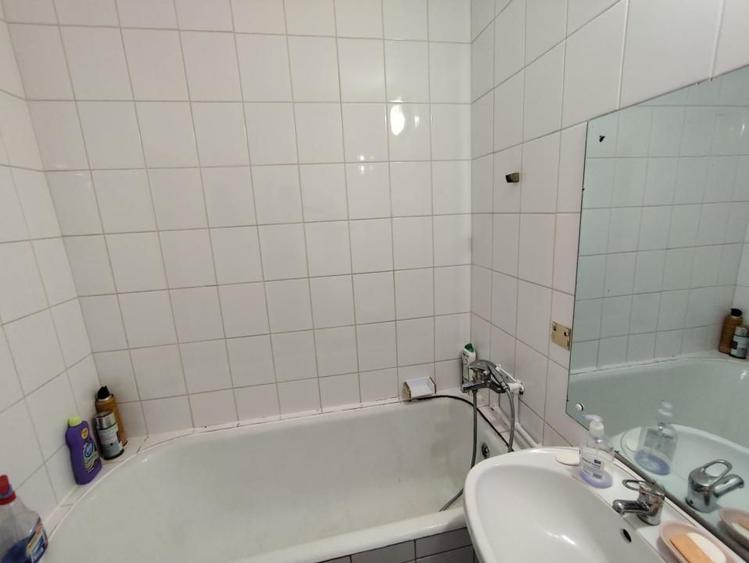 Ultracentral, 2 camere decomandat, zona Hale, 50.4mp Su.