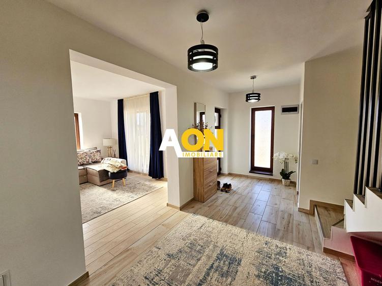 1/2 Duplex, 4 camere, mobilat, utilat, 230 mp teren, zona Lipoveni