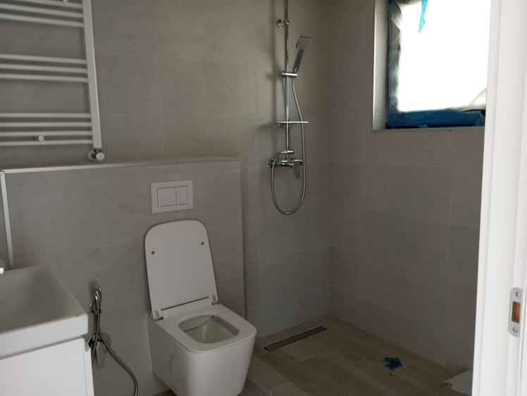 Casa individuala, la cheie, sat Dumbraveni, comuna Balotesti, str. Lahovari 90G