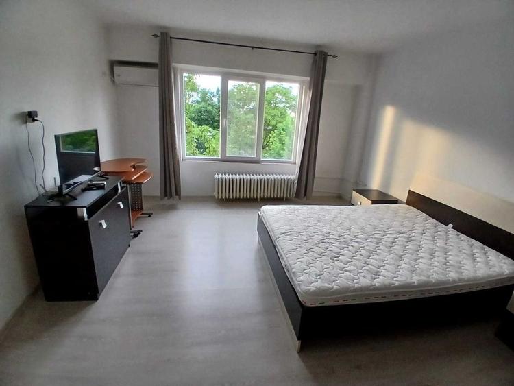 Garsoniera | Piata Muncii | Decomandata | Balcon | Proximitate Metrou