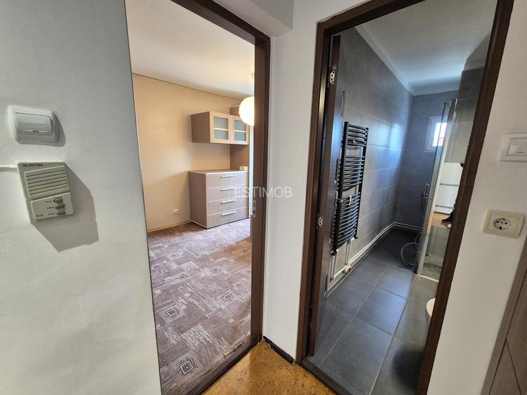 Inchiriere Apartament 2 Camere decomandat zona Centrul Civic CEC - 18