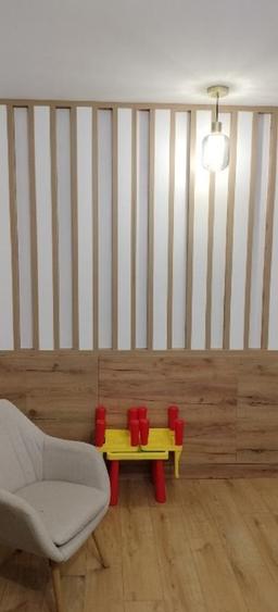 Apartamentul se vinde mobilat  utilat și mai dispune de 11 m de balcon .Seîntr-