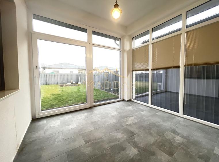 Vila moderna***4 camere***cu gradina//Cartier rezidential Corbeanca