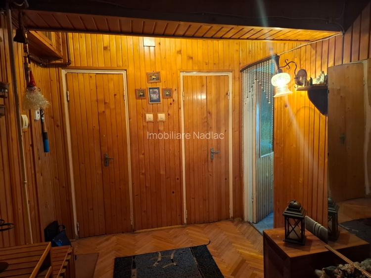 Apartament 3 camere etaj 4 cu garaj in Nadlac - 8