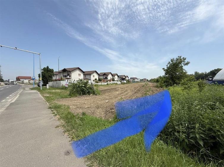 Teren Intravilan Stradal Brasov 5500 MP, in statie de autobuz