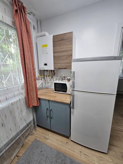 Apartament, zona Podu de Piatra - 2